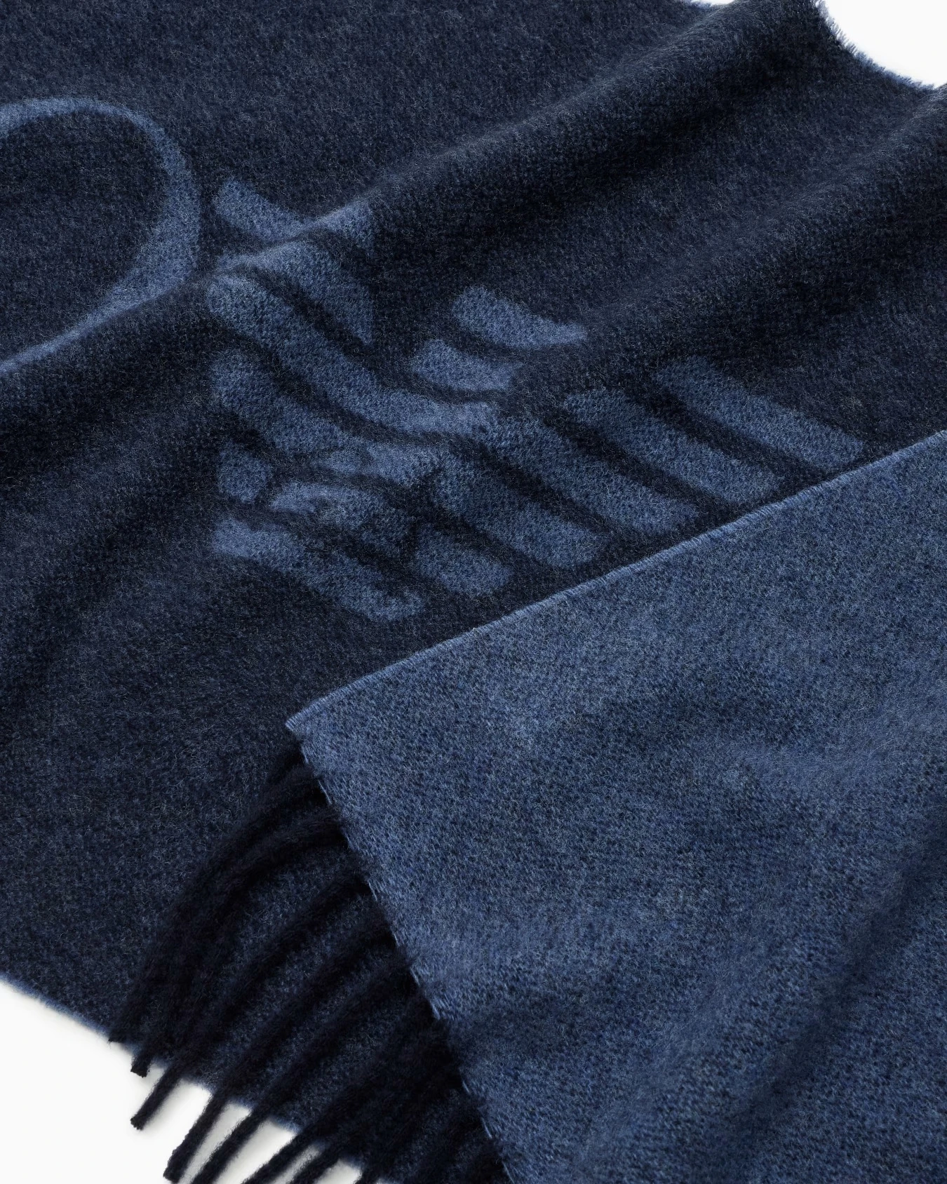 Two-tone wool scarf with oversized lettering 2 Two-tone wool scarf with oversized lettering