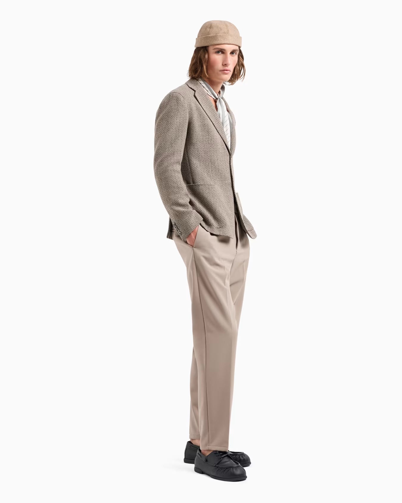 Modern-fit single-breasted jacket in a mouliné virgin-wool blend with chevron motif 4 Modern-fit single-breasted jacket in a mouliné virgin-wool blend with chevron motif