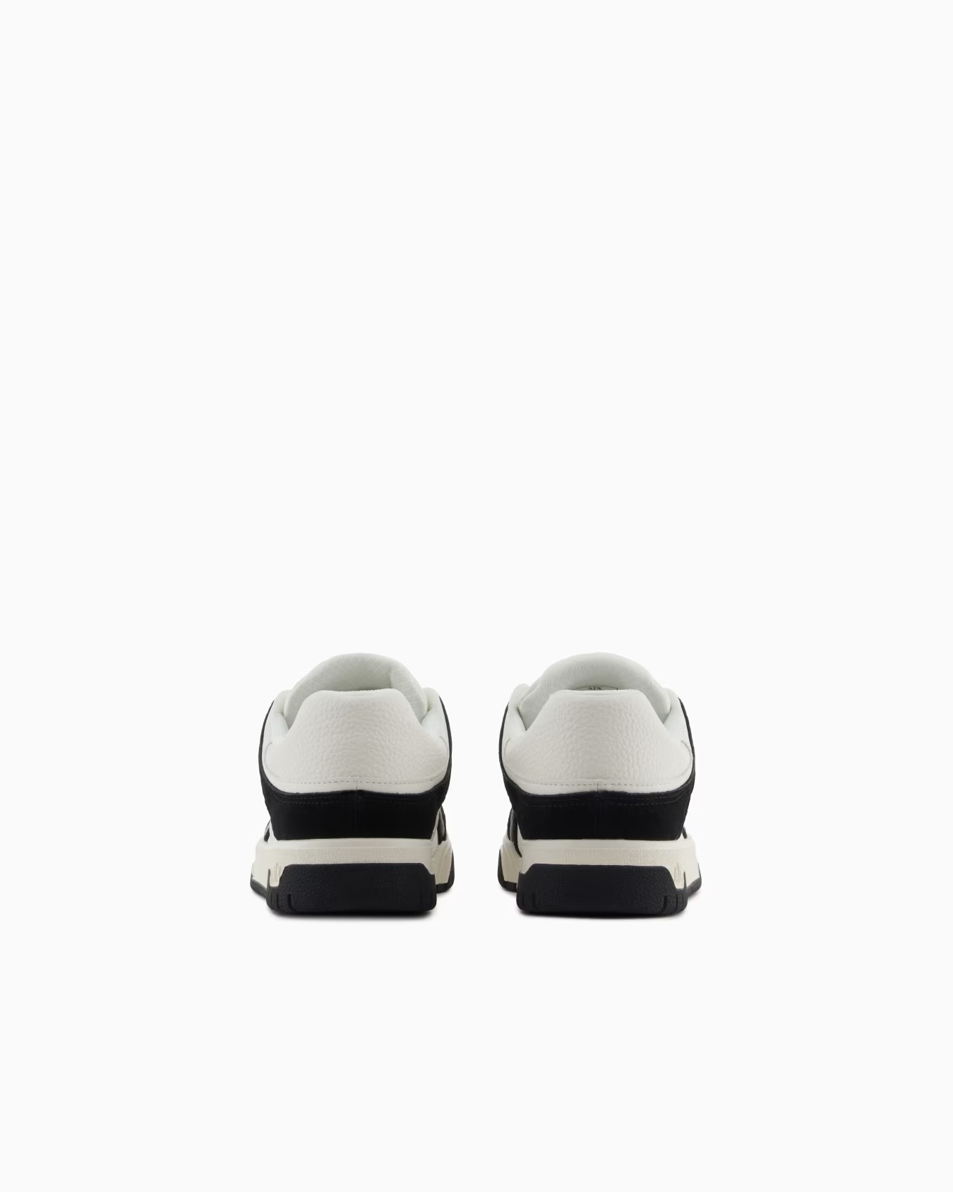 Oversized sneakers with contrasting inserts 4 Oversized sneakers with contrasting inserts