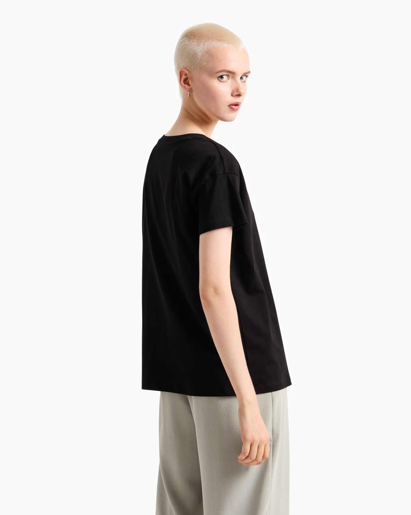 Relaxed fit T-shirt with round neck and logo 3 Relaxed fit T-shirt with round neck and logo