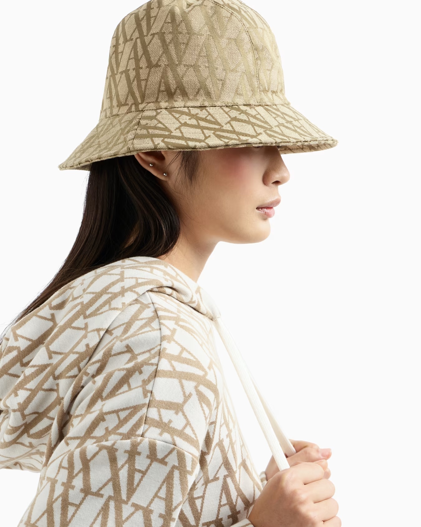 Bucket hat with all-over logo 3 Bucket hat with all-over logo