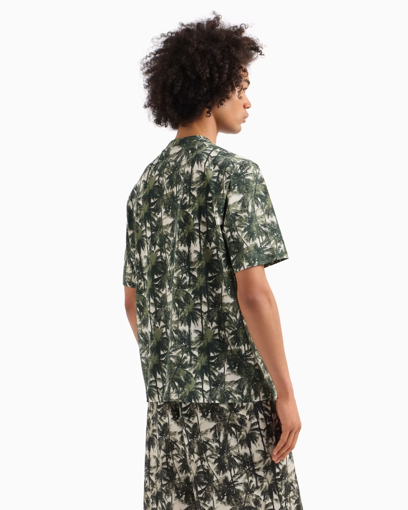 Regular fit palm tree patterned t-shirt 3 Regular fit palm tree patterned t-shirt