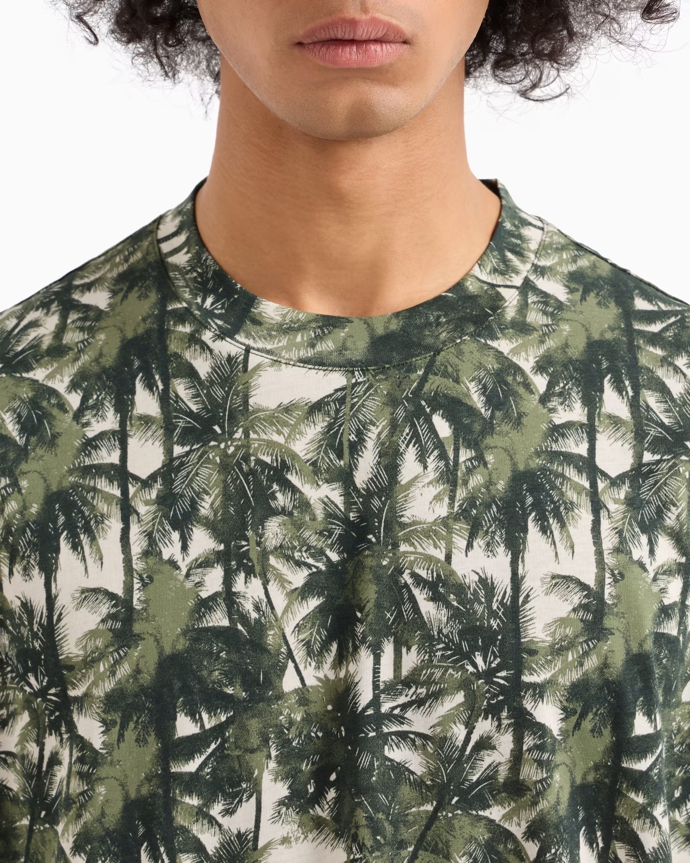 Regular fit palm tree patterned t-shirt 5 Regular fit palm tree patterned t-shirt