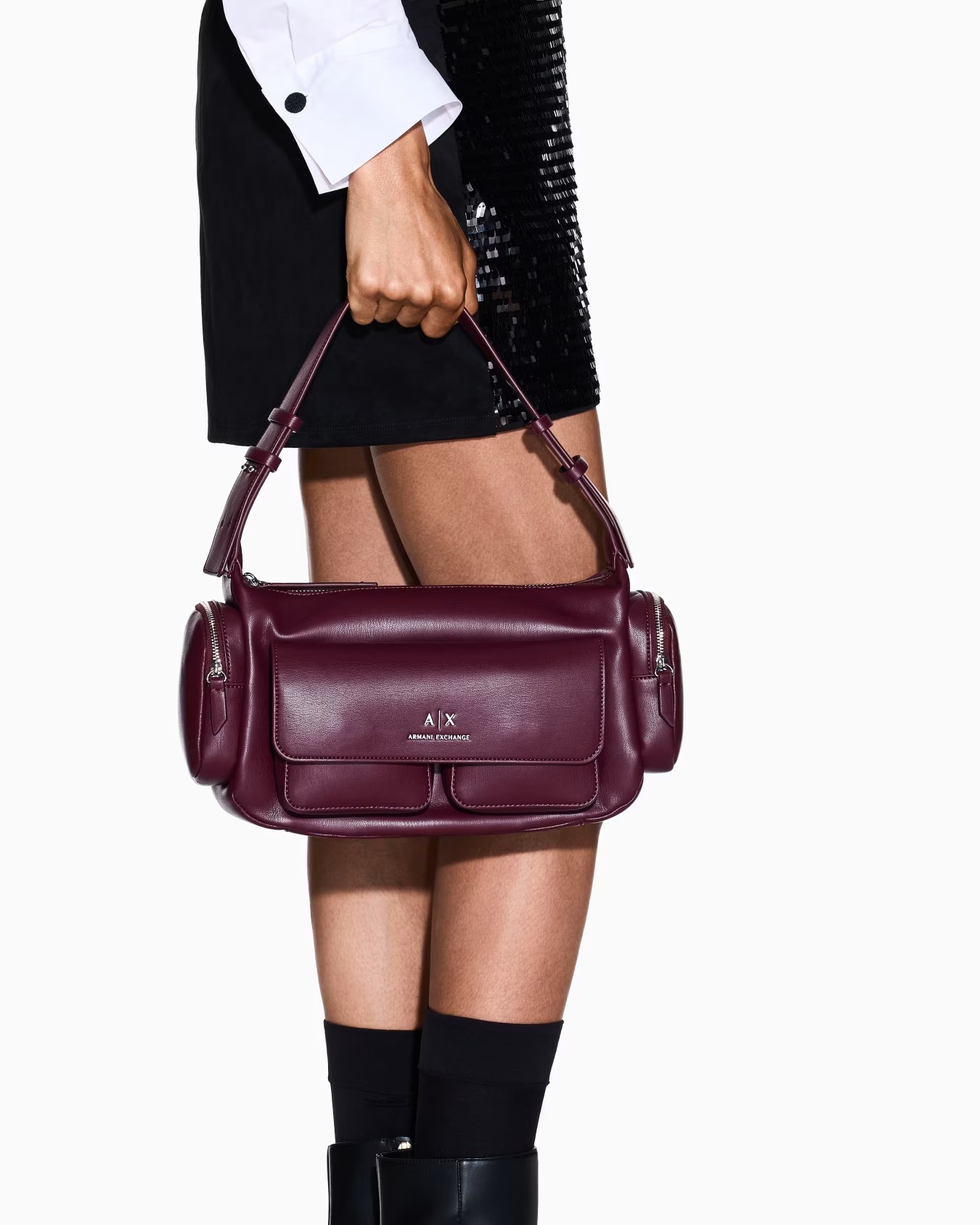 Large shoulder bag with side pockets 7 Large shoulder bag with side pockets