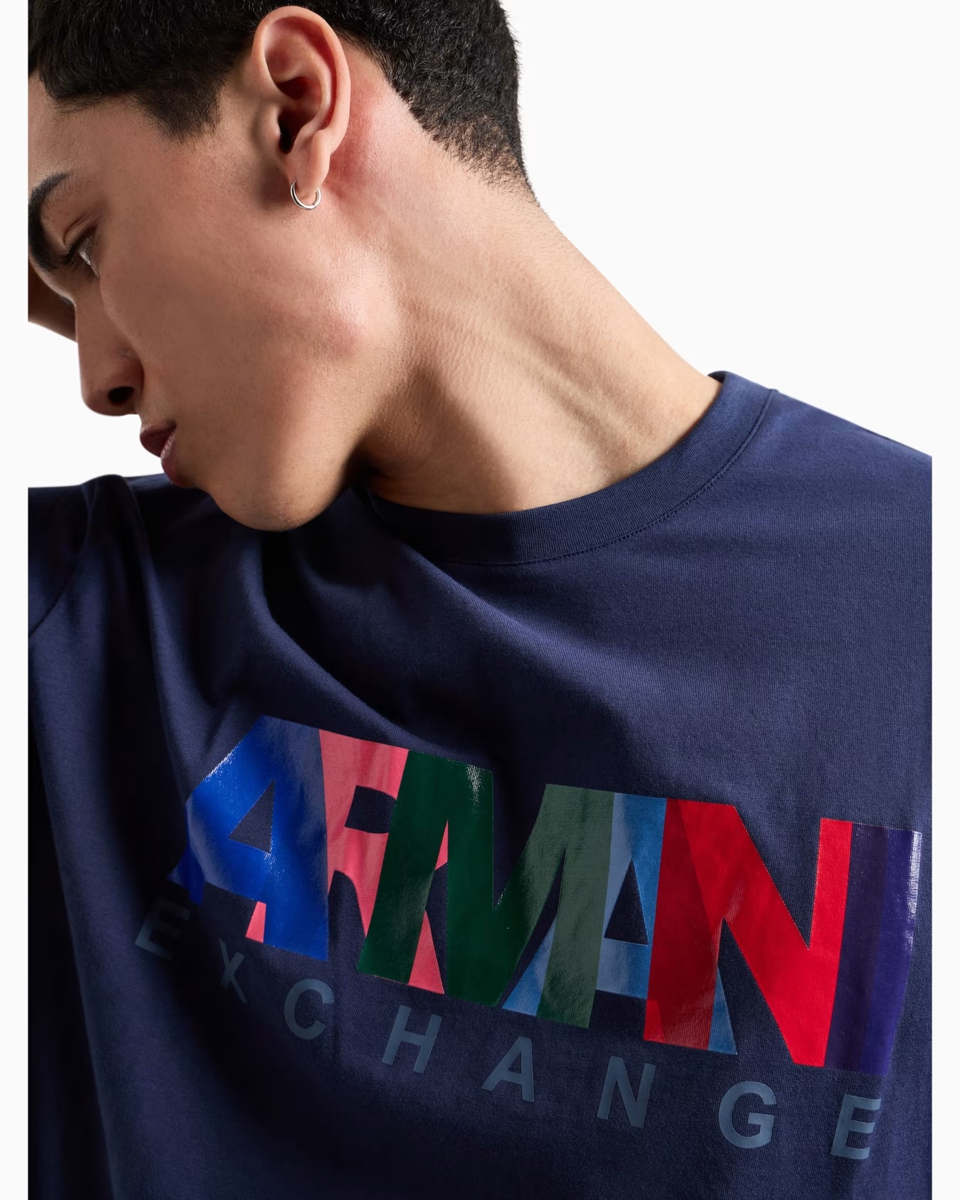 Relaxed fit T-shirt with round neck and logo 5 Relaxed fit T-shirt with round neck and logo