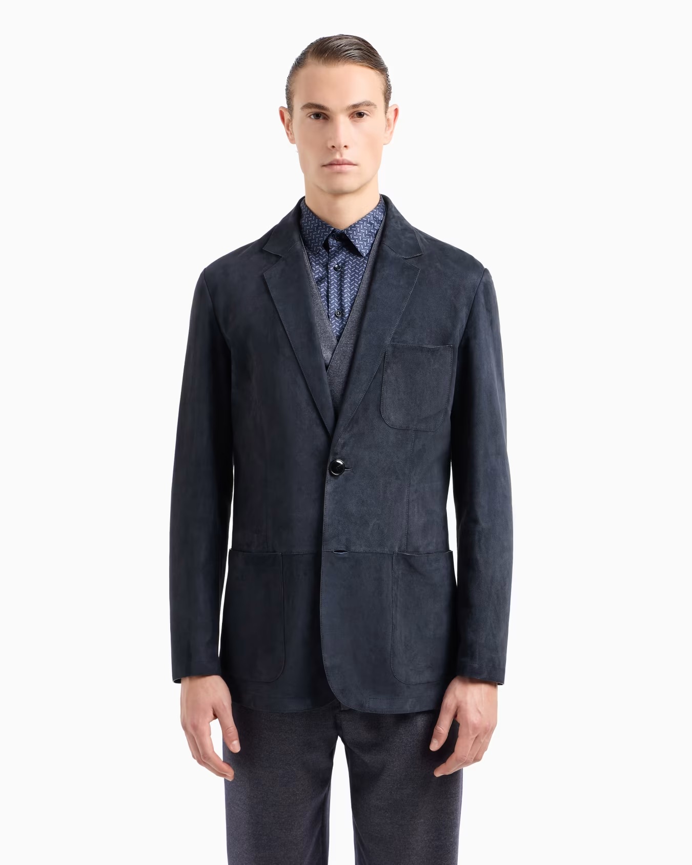 Single-breasted jacket in suede 2 Single-breasted jacket in suede