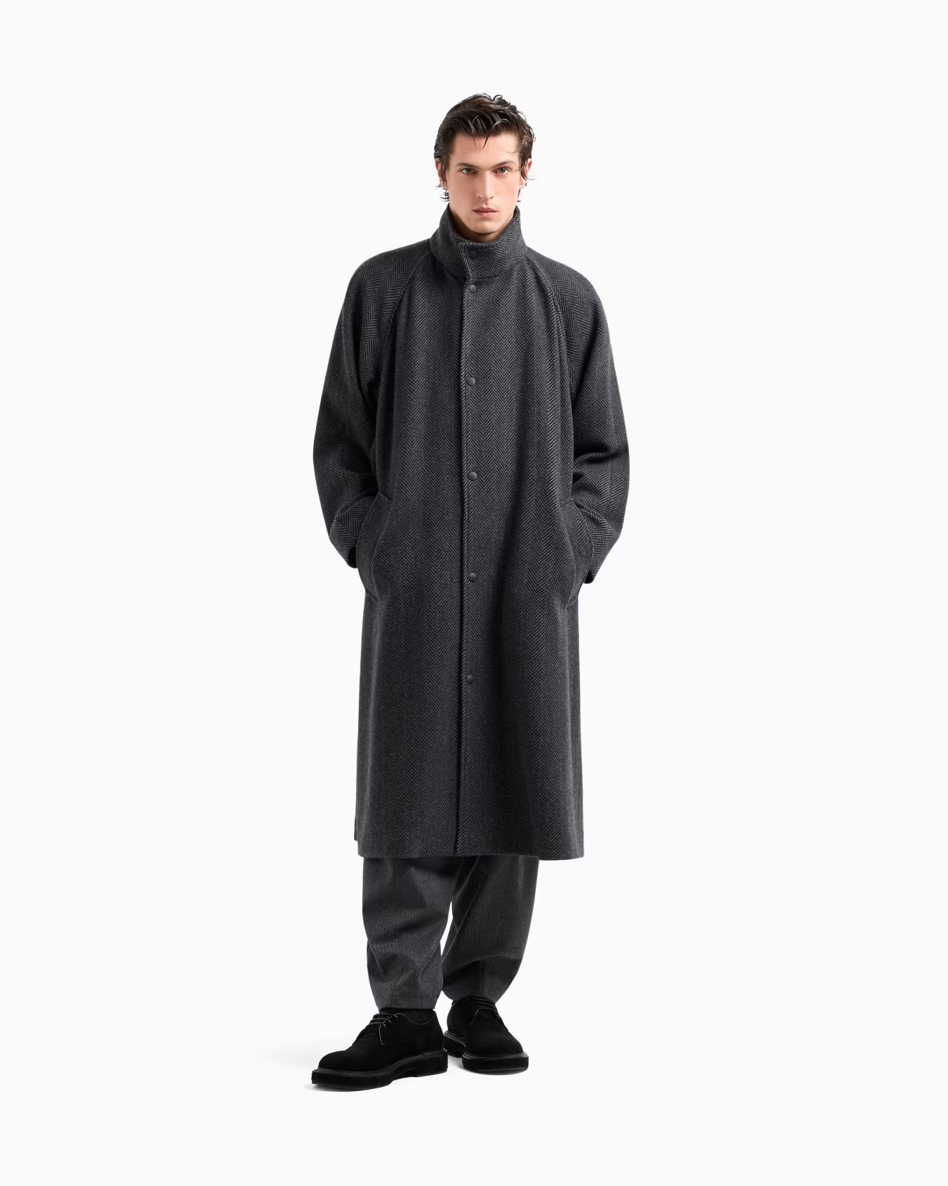 Long coat in chevron jacquard cashmere-blend cloth 4 Long coat in chevron jacquard cashmere-blend cloth