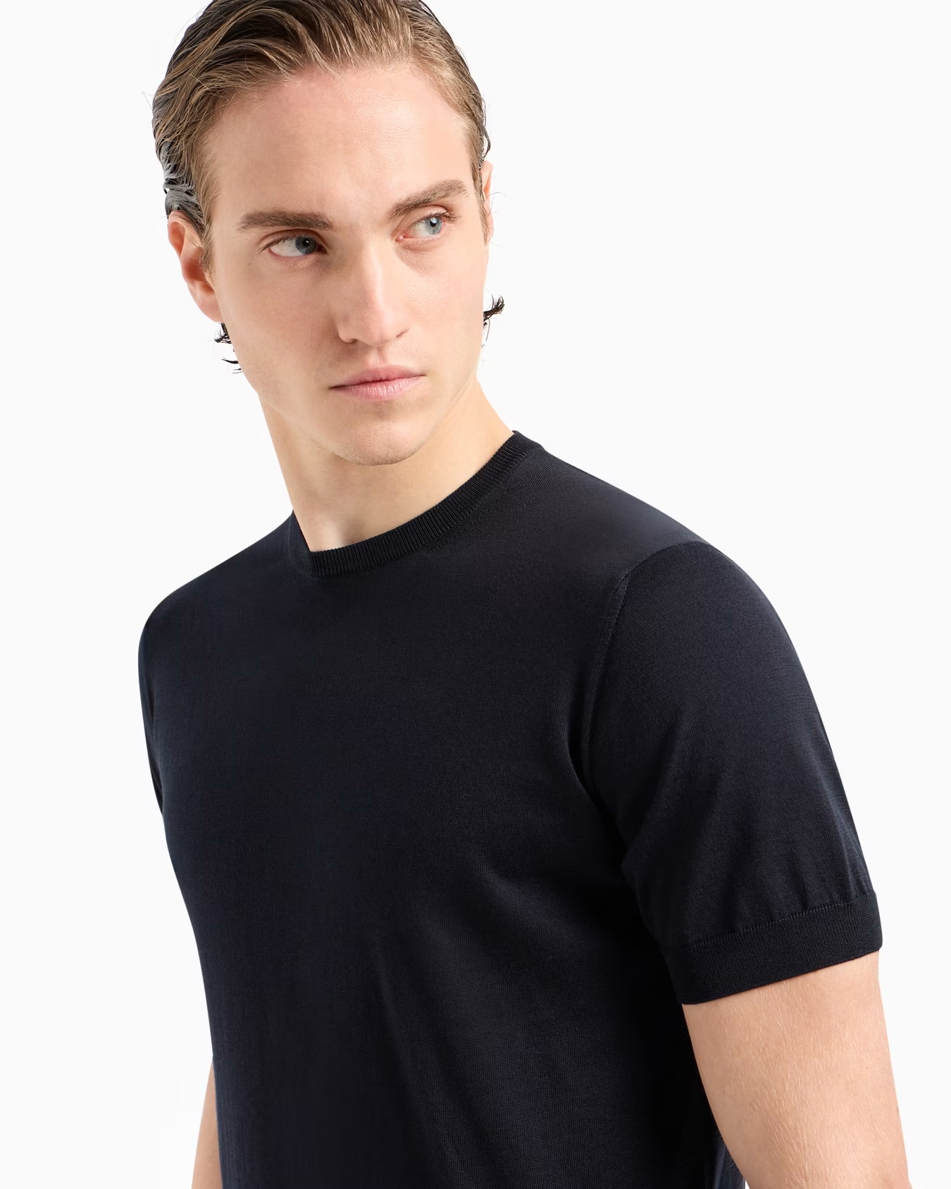 Short-sleeved, crew-neck jumper in silk and cotton 5 Short-sleeved, crew-neck jumper in silk and cotton